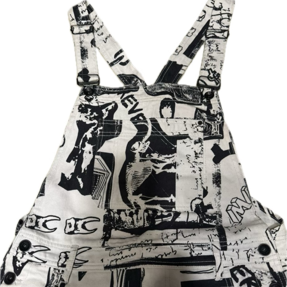 Overall, cool print. 32x34. Only worn once for Halloween.